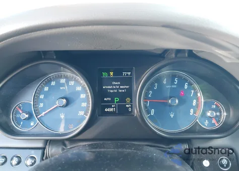 2012 Maserati Quattroporte S z USA, uszkodzony, nr VIN ZAM39JKA3C0064984